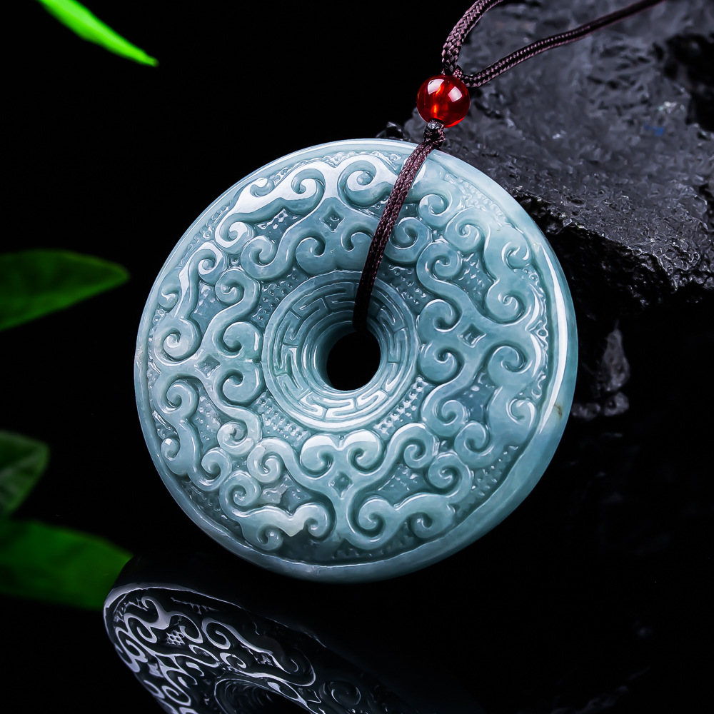 Jewelry & Watches Review - Colar com pingente de flor de