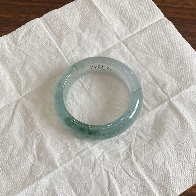 Jewelry & Watches Review - Pulseira de Jadeite Birmanesa Gelo para