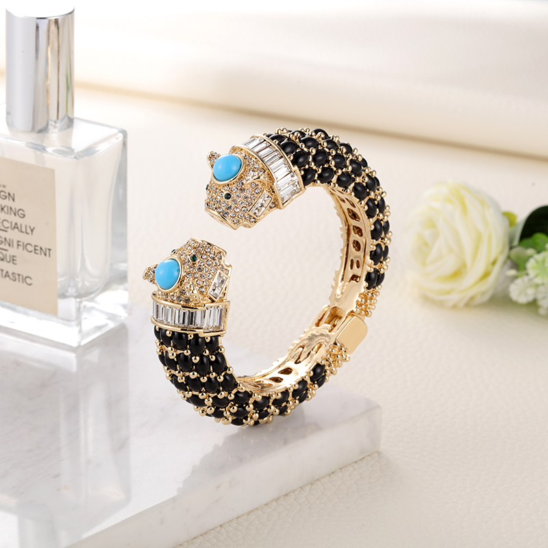 Sally's Paradise Pulseiras de  - Paradise Jewelry & Watches Llc Miami avaliação e preço